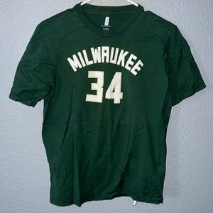 Milwaukee Bucks Tshirt